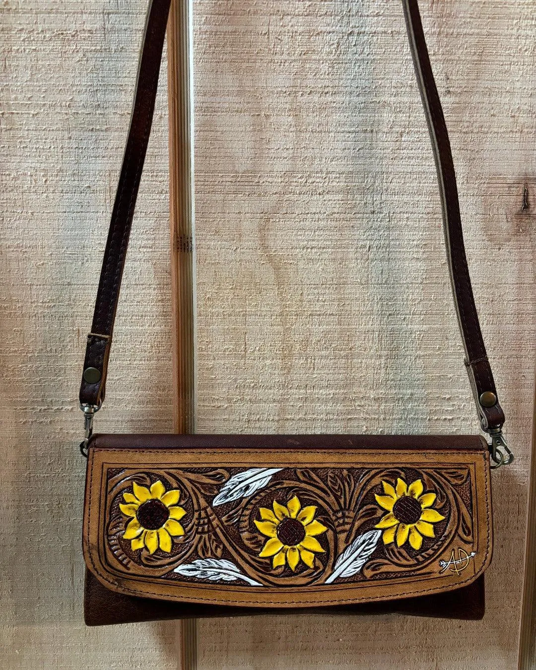 American Darling Tooled Leather Sunflower Crossbody Wallet ADBGM102I