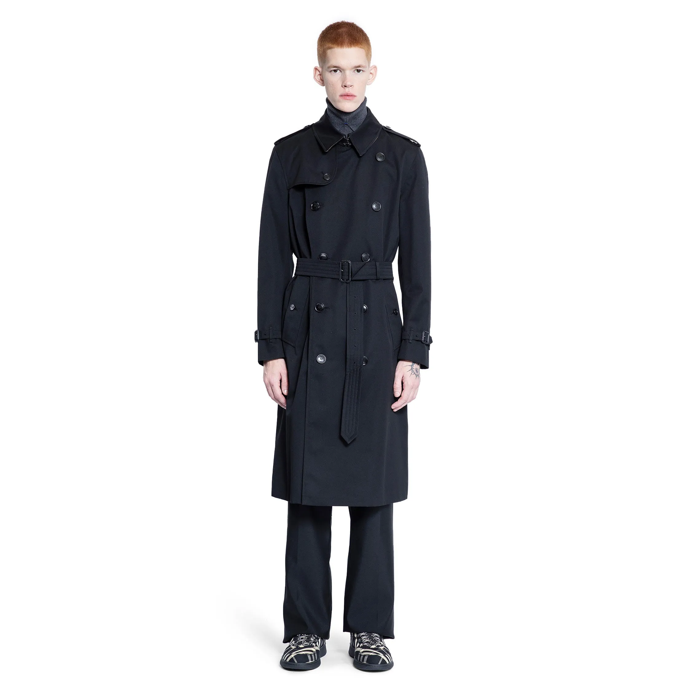 BURBERRY MAN BLACK COATS