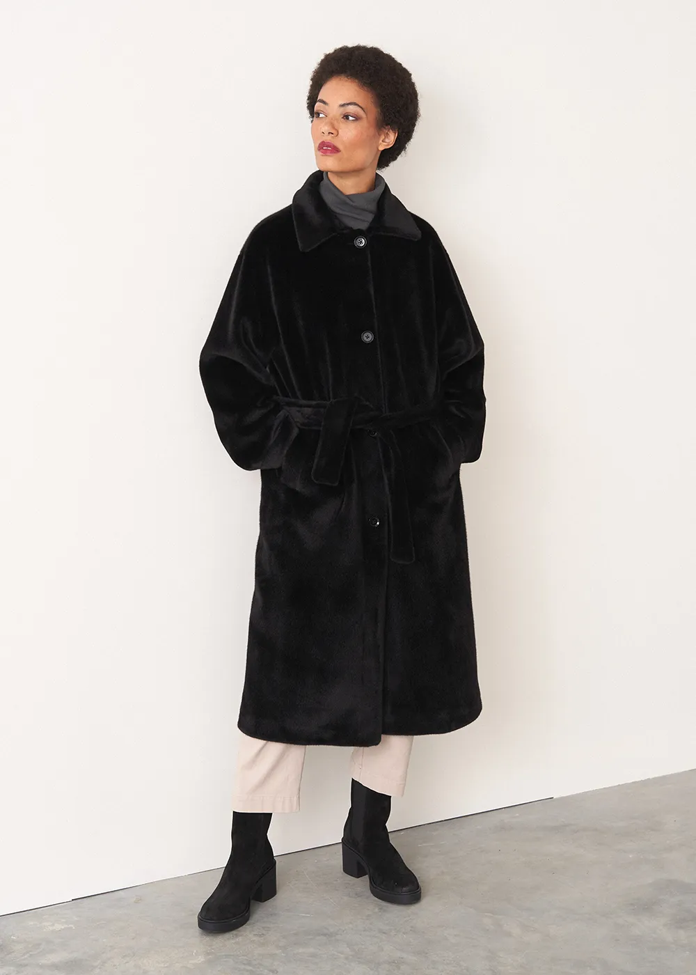 HARPER FAUX FUR COAT - BLACK