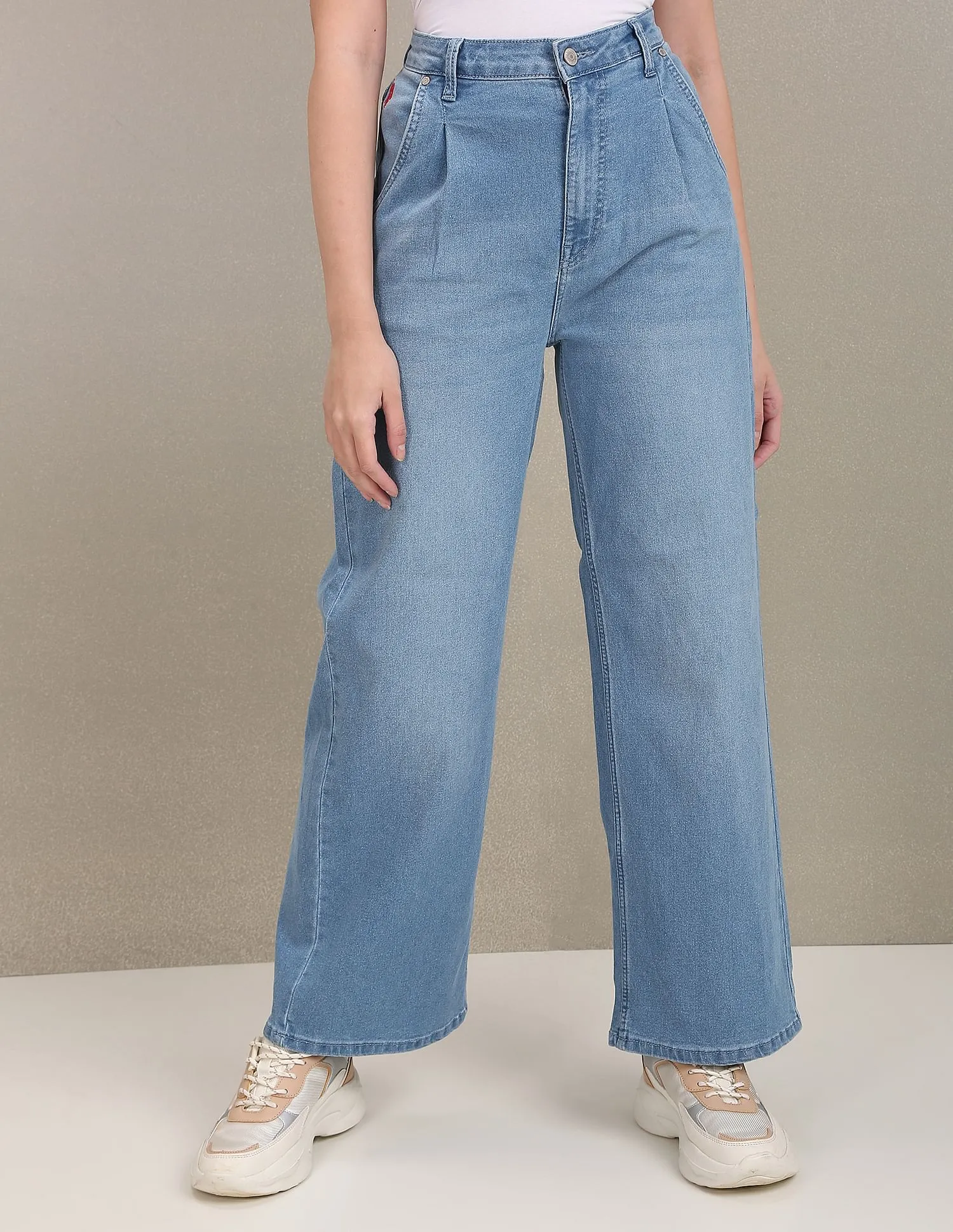 High Rise Pleated Wide Leg Jeans